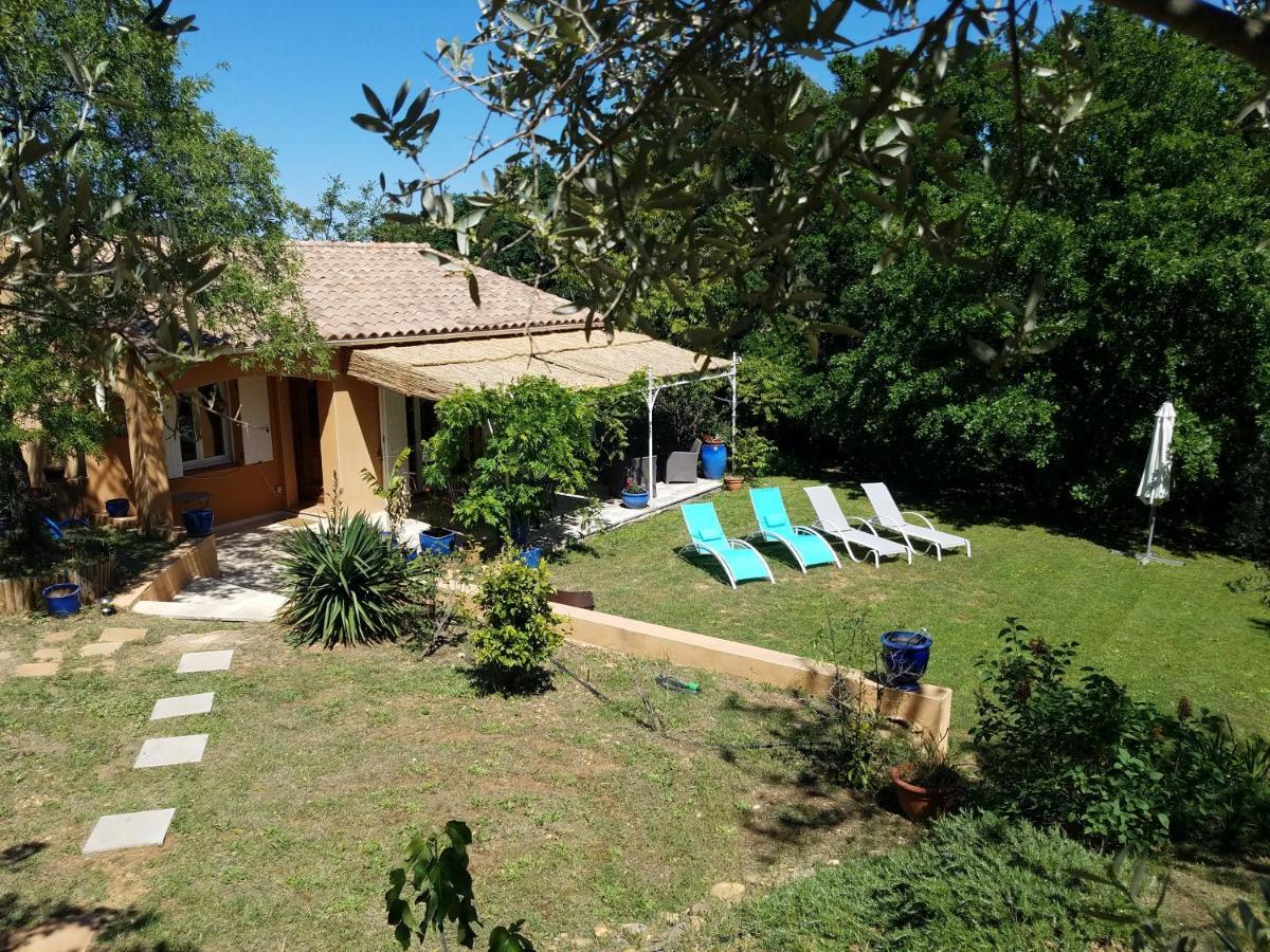 Entre Nimes Et Arles Villa Bellegarde  Exterior photo